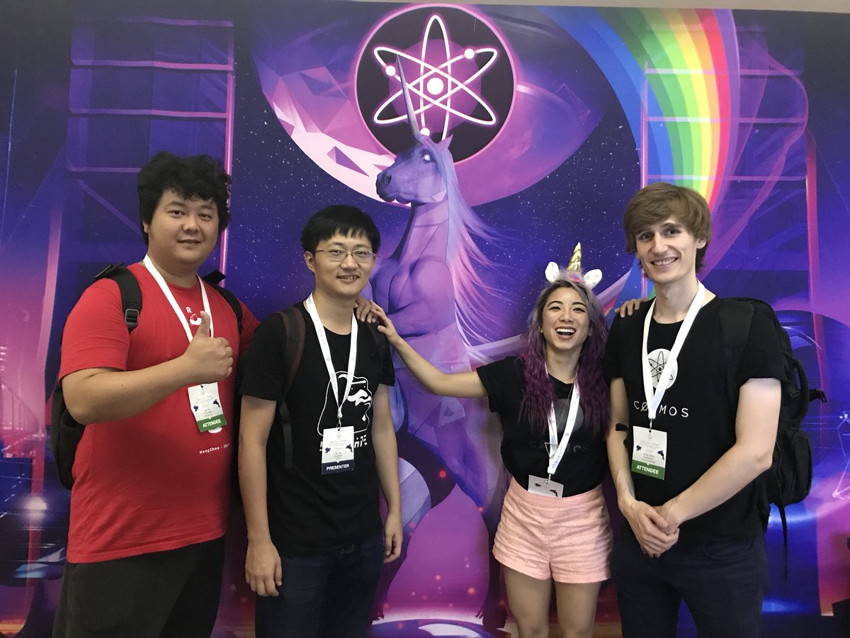 wozclaus's tweet image. #devcorn3 #devcon3 @cosmos