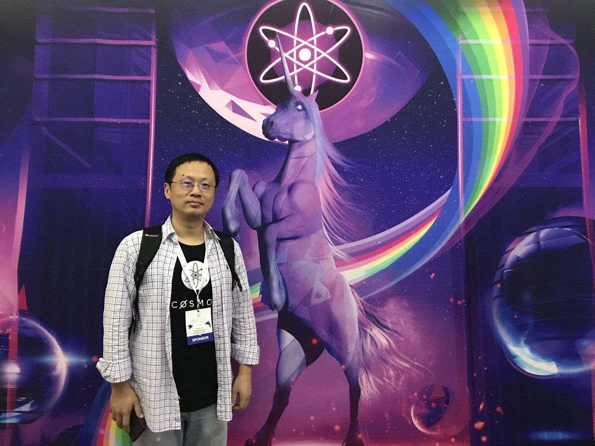 wozclaus's tweet image. #devcorn3 #devcon3 @cosmos