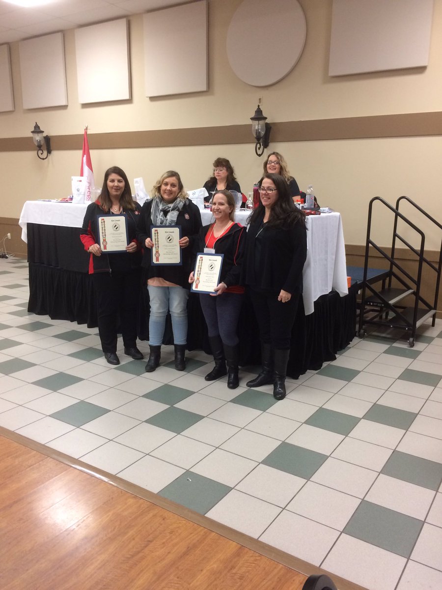d4kin's tweet photo. Just a few award winners receiving some well deserved recognitions from Past Governor Susan Dickson #d4kin #kinetteFLC https://t.co/vKFnxMXjAC