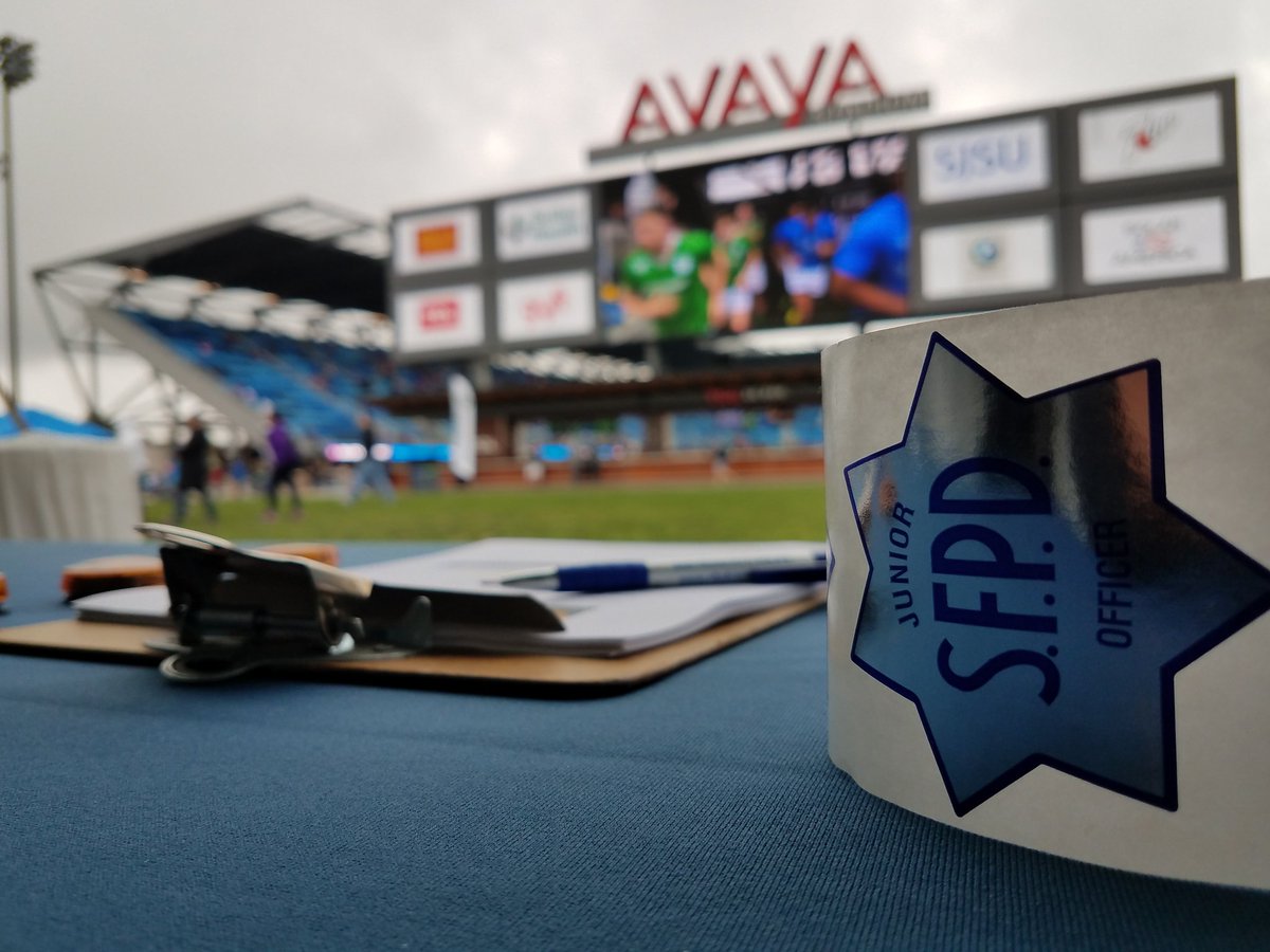 OfficerGrace's tweet photo. Good Afternoon San Jose!! #SFPD is @ the International Sevens Rugby Event! Come say hello and learn about a career in #LawEnforcement https://t.co/8IK0Z9hZIf