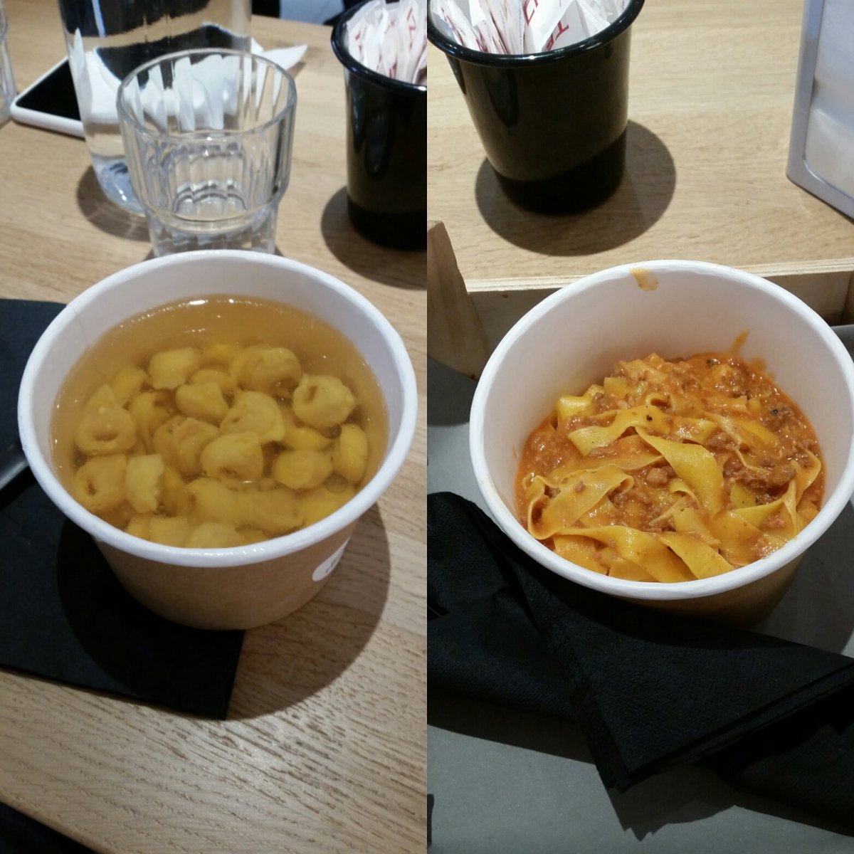 carolina_meglio's tweet photo. #oggiticonsiglio tortellini o tagliatelle alla bolognese? Li puoi provare entrambi a #IPortici sotto la Torre degli Asinelli di #Bologna https://t.co/LWD66WG2ZW