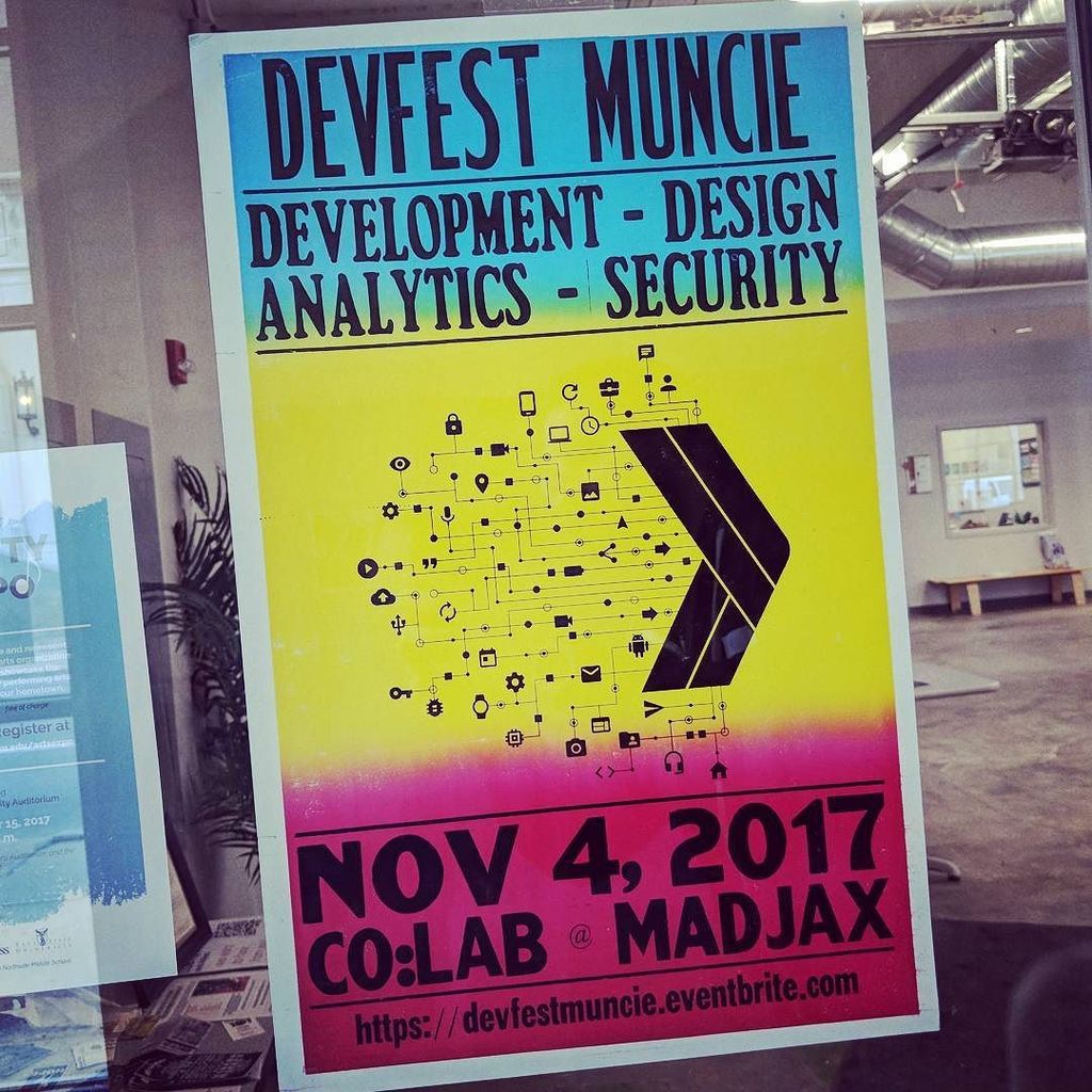 _KylePaul's tweet image. Had tons of fun presenting at #DevFestMuncie! Lots of other great talks, codelabs, &amp;amp; networking! ift.tt/2zi7Myu