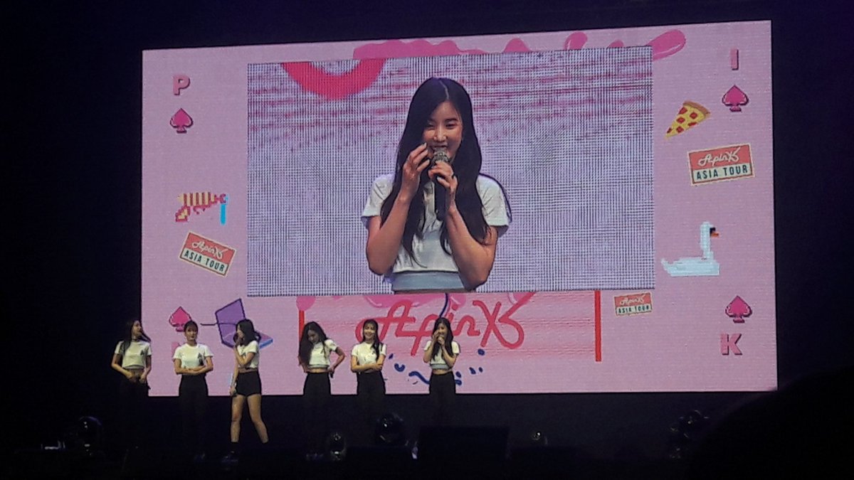 Rongfanbase's tweet photo. 171104 Chorong #에이핑크 #박초롱 (@Apinkpcr) - Apink Asia Tour 'Pink UP' in Thailand by kipaihae https://t.co/lNLpQPs47n