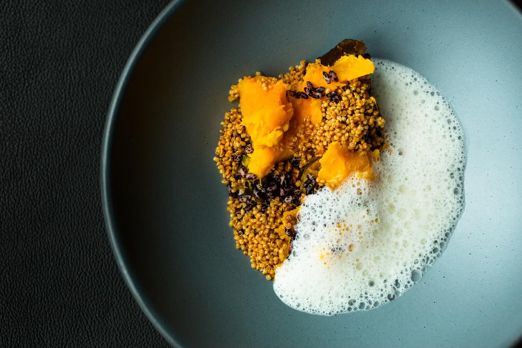 Happy Saturday! Here are the Hottest Restaurants in SF to check out this weekend, including <a href="/gibson_sf/">Gibson</a>: goo.gl/Ths4ko