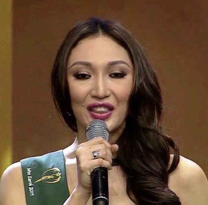 DragonPondz's tweet photo. นางงามปฐพี ผีคว้ามง #MissEarth2017 https://t.co/cxTKXnDz1Y