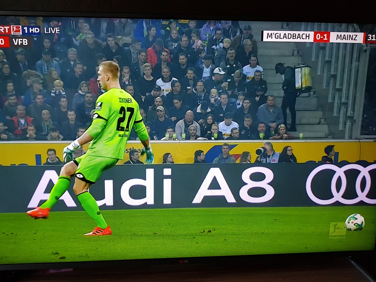#Zentner aus #Mainz spielt heute Fuß ohne Ball 
#BMGM05