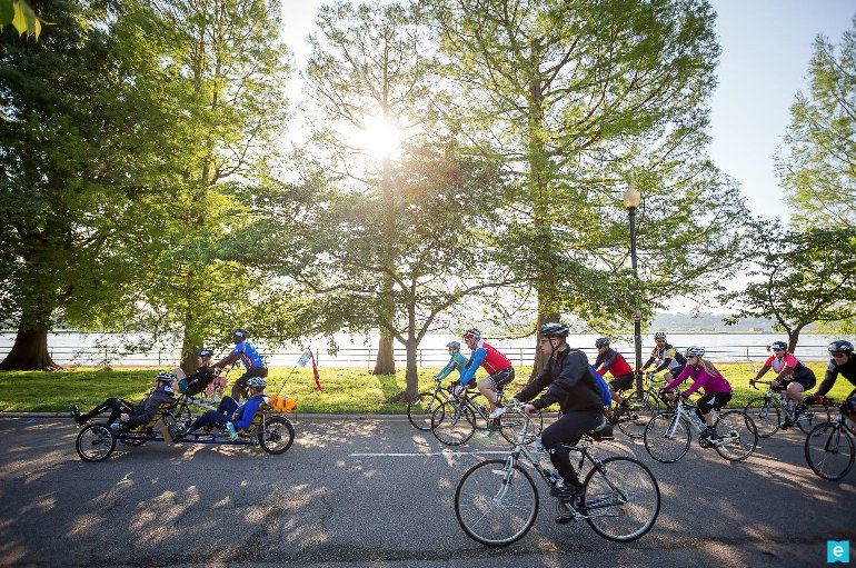 eventsdotcom's tweet photo. Ride on @dallasbikeride #Dallasbikeride #dallas #uptowndallas #therusticdallas #gorideyourbike #lifeontwowheels #bike #bikeride #familyfun https://t.co/LhoDpe61zG
