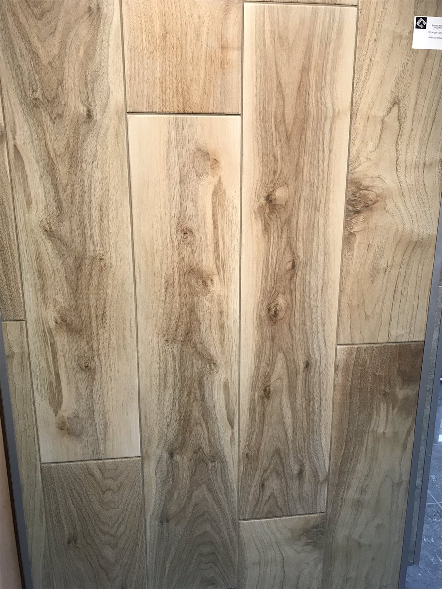 CollinsonTiles's tweet photo. New Bayard 120x23cm porcelain more colours soon £32.95 per Sqm #tiletrends #woodtiles #tiles #planktiles #diytiling #woodeffect #style #home https://t.co/7tJyCtJk2E
