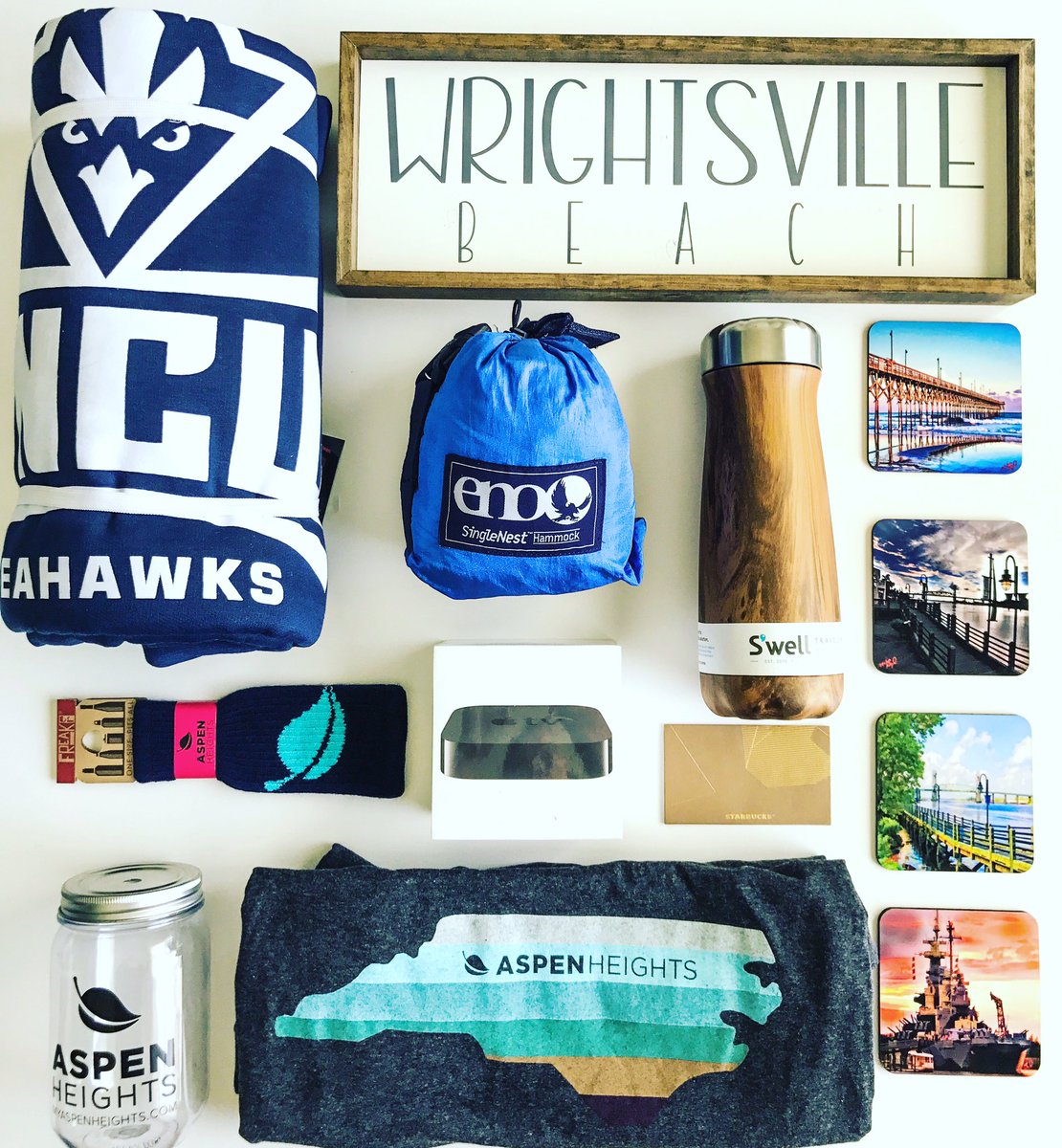 AspenUNCW's tweet photo. Come check us out [or tell a friend to!] during Tour Week [Mon 11/6-Sat 11/11] and you'll be entered to win these awesome prizes 😍 https://t.co/7BBa8b41H2