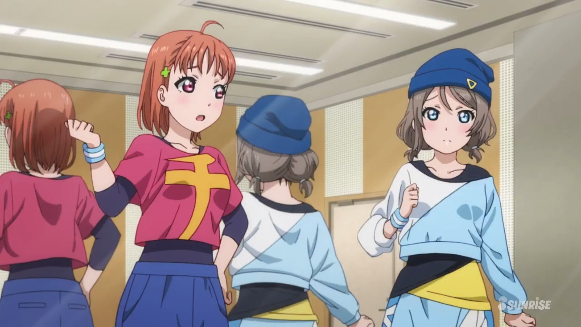 ラブライブ Aqours 練習着 U→ på X: 
