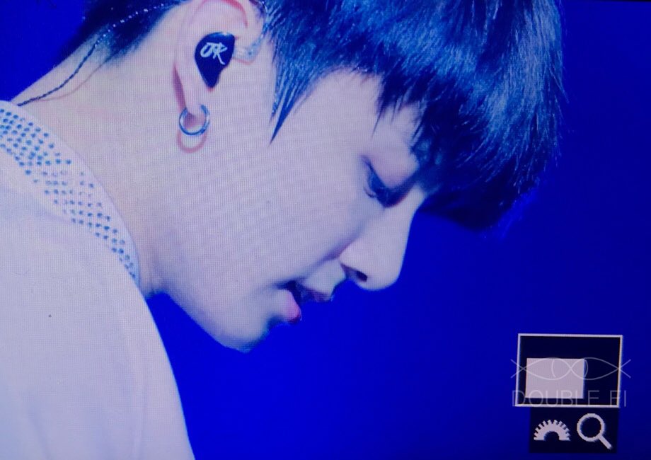 double_fis's tweet photo. 171104  #정국 #JK #jungkook #방탄소년단  @BTS_twt https://t.co/oin2B01nYd