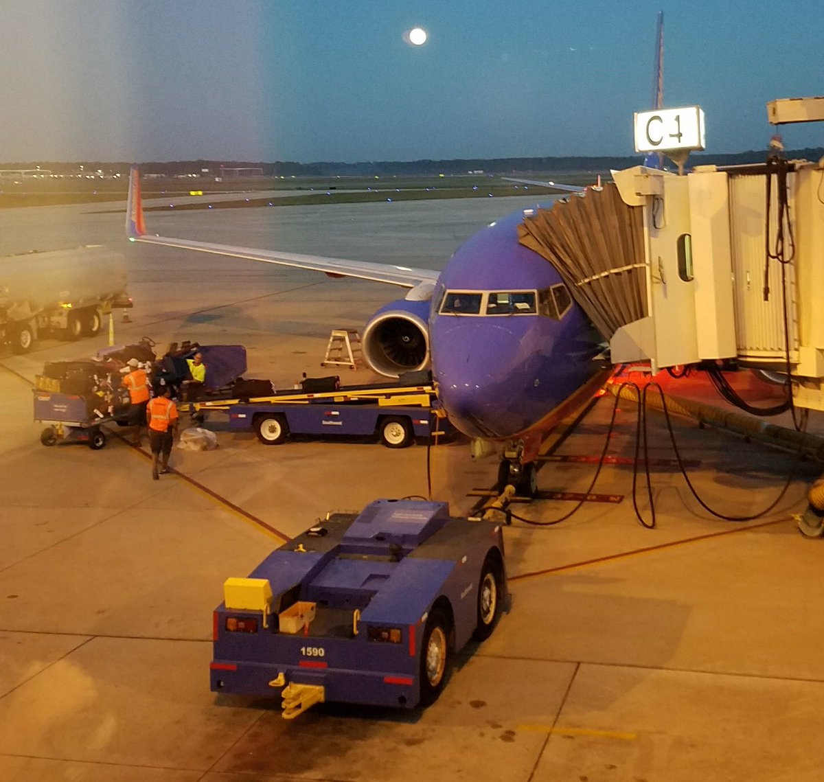 donniesears's tweet photo. and we are off.   headed to #NAFSATriRegional. https://t.co/YD2mriH0jk