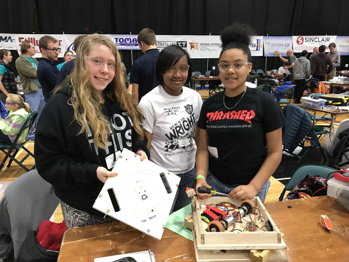 Good luck to this all-girls team from Ponitz CTC competing in today’s <a href="/RoboticsOhio/">Robotics Ohio</a> Xtremebots competition.