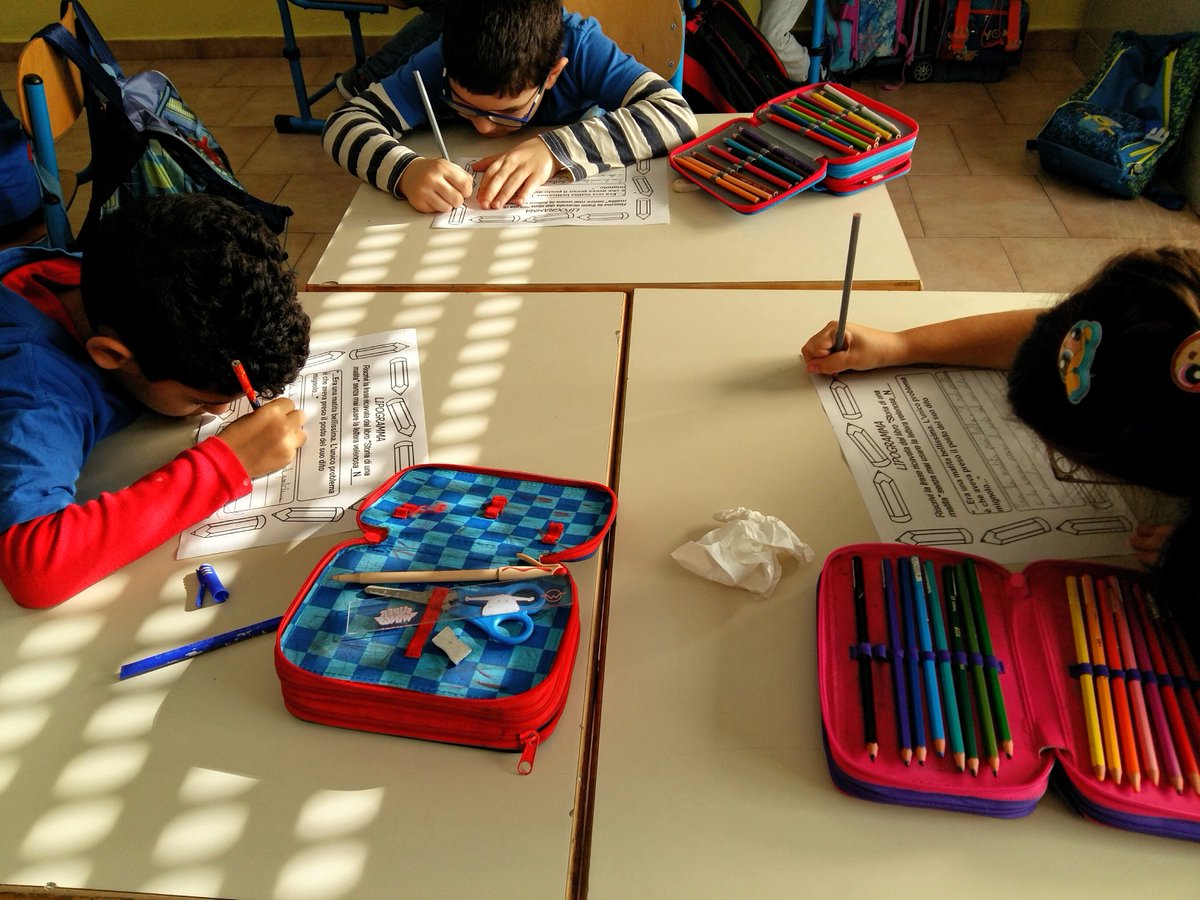 #TwLapo/04 Giochiamo con le frasi scritte da <a href="/MicheleDIgnazi0/">Michele D'Ignazio</a>
 Laboratorio di scrittura creativa . Lettera velenosa N