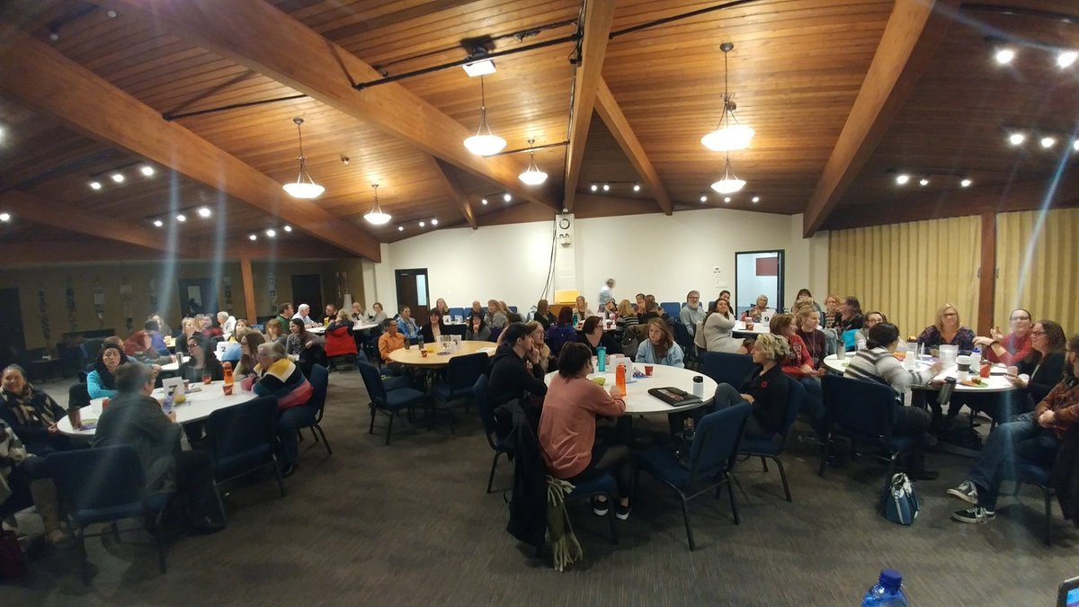 suhanya_k's tweet photo. 1st time facilitating our #MakeTheMonth simulation with 74 participants! @CSCMOW, you make #WRawesome + #changethepowerofpoverty. Thank u! π https://t.co/8sdjJOj0wH
