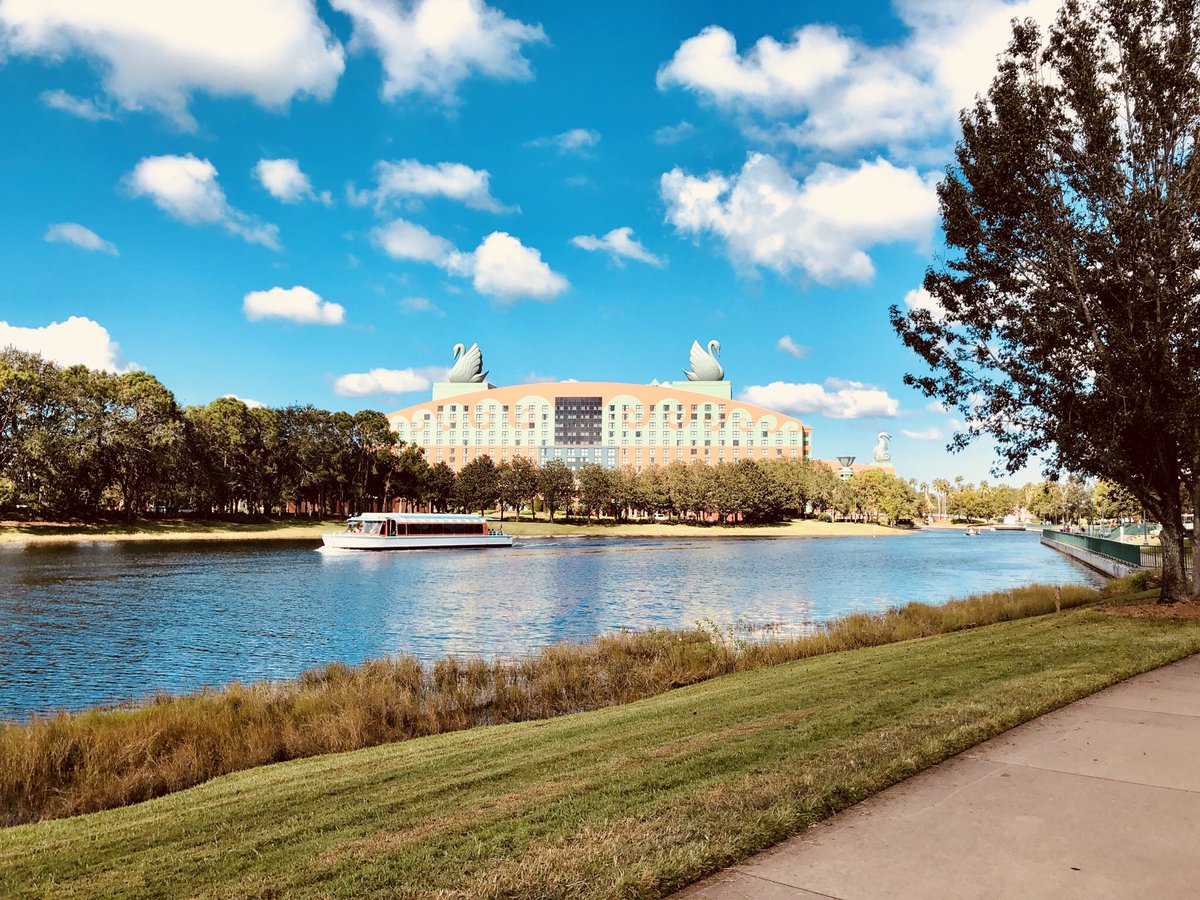 Okay <a href="/3OPPRumRunners/">3OPP Rum Runners</a> partaking in the #d-RUN-k shortly. “Water” stop is in front of the tennis courts at Boardwalk.