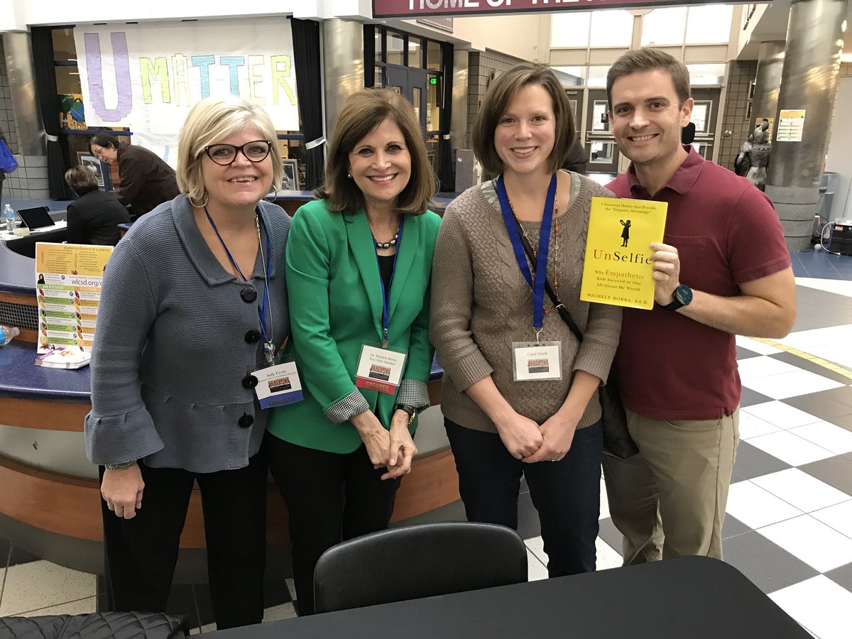 WalledLkSchools's tweet photo. @micheleborba @MarciAugenstein @CyndiNickel @WixomEl thank you Michele Borba for your positive message of the magic of empathy! https://t.co/Ze537YEwMT