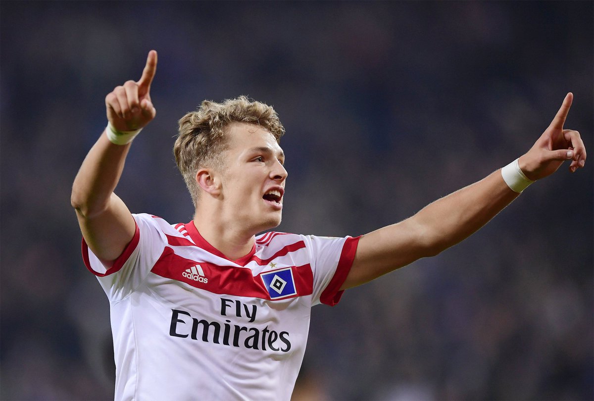 The second of many, we hope 😍

#HSVVFB 3-1