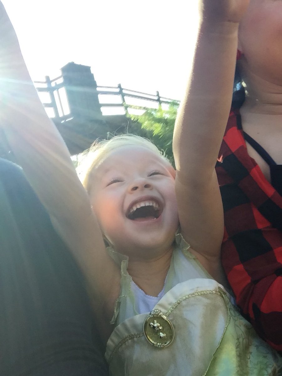 ErinKeiko's tweet photo. @DisneylandToday @Disneyland  Wildest girl in the wilderness #hands up #bigthunder https://t.co/z6pEEt95y6