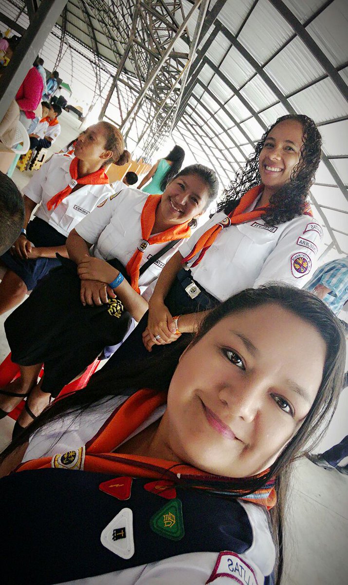 Eli2_1326's tweet photo. Esmeraldas ''A'' presente en el #AventuriMEN con el club #Semillita https://t.co/7F5NhASvRE