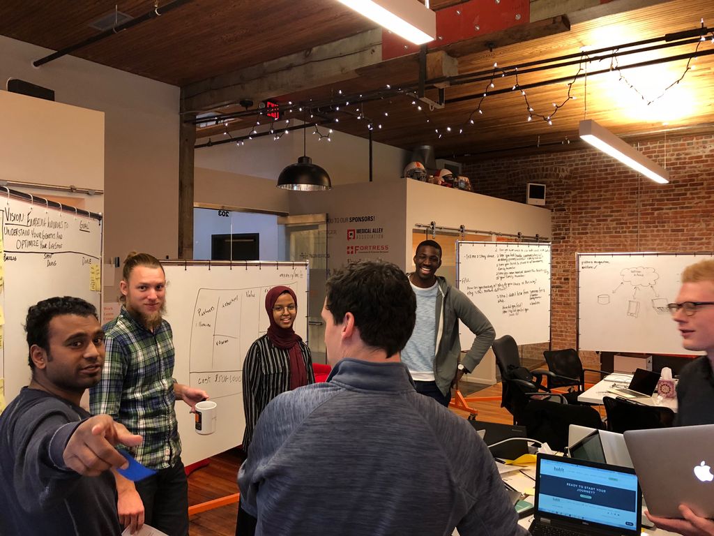 SWRochMN's tweet image. Pointing the way to the future of #rochmn #entrepreneurs #swrochmn17