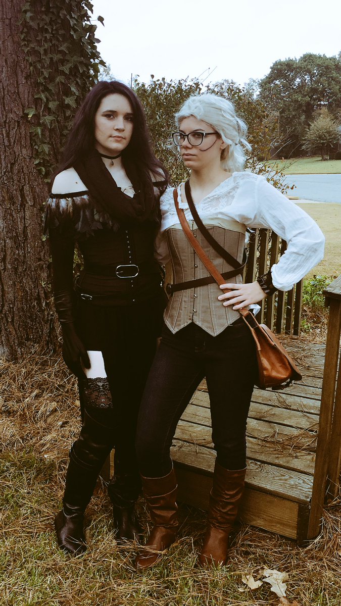CheriDtweets's tweet photo. Yennefer and Ciri headed to ComiCon-Way... #Yennefer #Ciri #TheWitcher #comiconway https://t.co/hivn6Utsmb