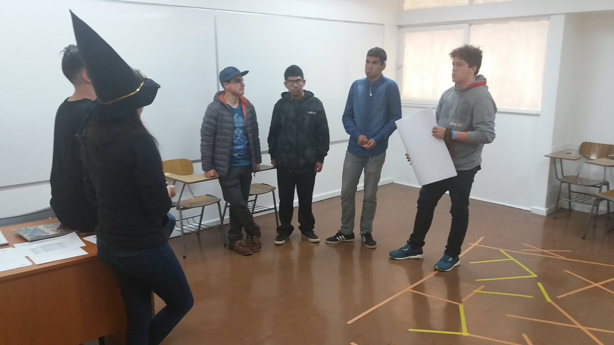 DeLTAUCN's tweet image. #DeLTABot Equipo de Robótica @DeLTAUCN presentando desafíos: valores, proyecto científico y diseño robot en FIRST Lego League.