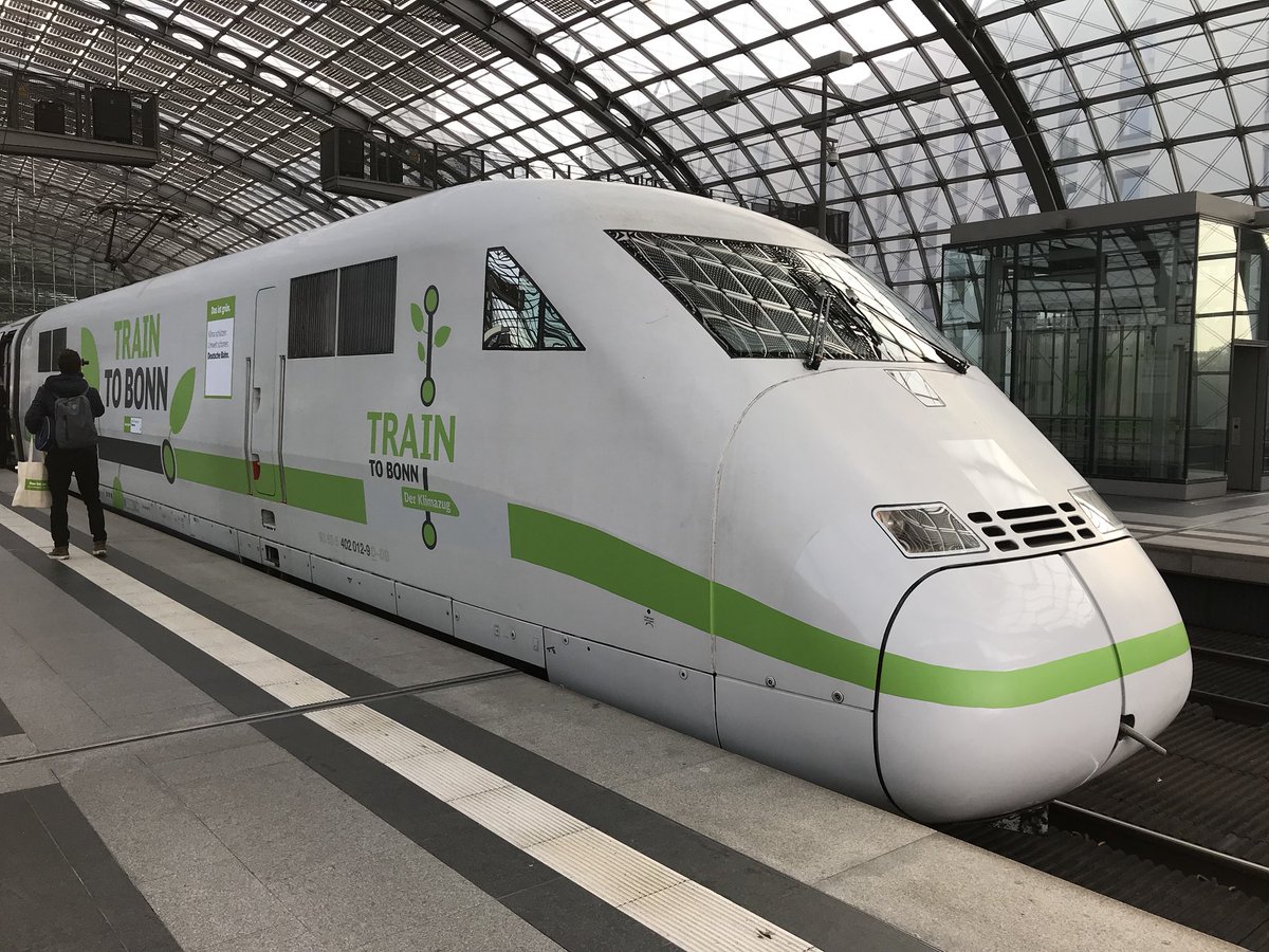 mc_majo's tweet photo. #traintobonn ...#bonn ...#bahn fahren ist Klimaschutz 🚄 https://t.co/D777B1I53P
