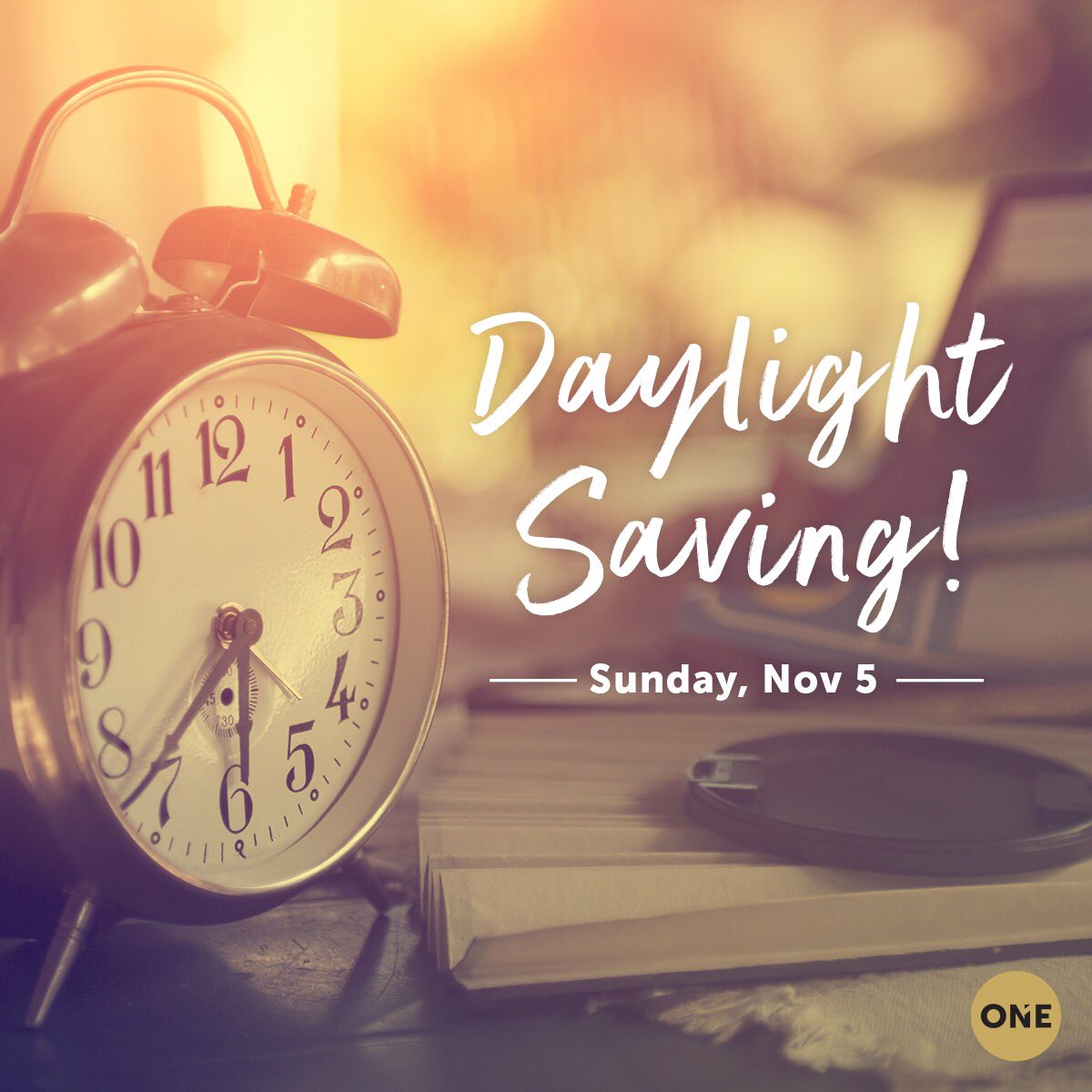 Daylight Saving Time ends Sunday!Set your clocks back ONE hour before going to bed Sat. ⏰#SpringForwardFallBack #RealtyONEGroup #UNbrokerage