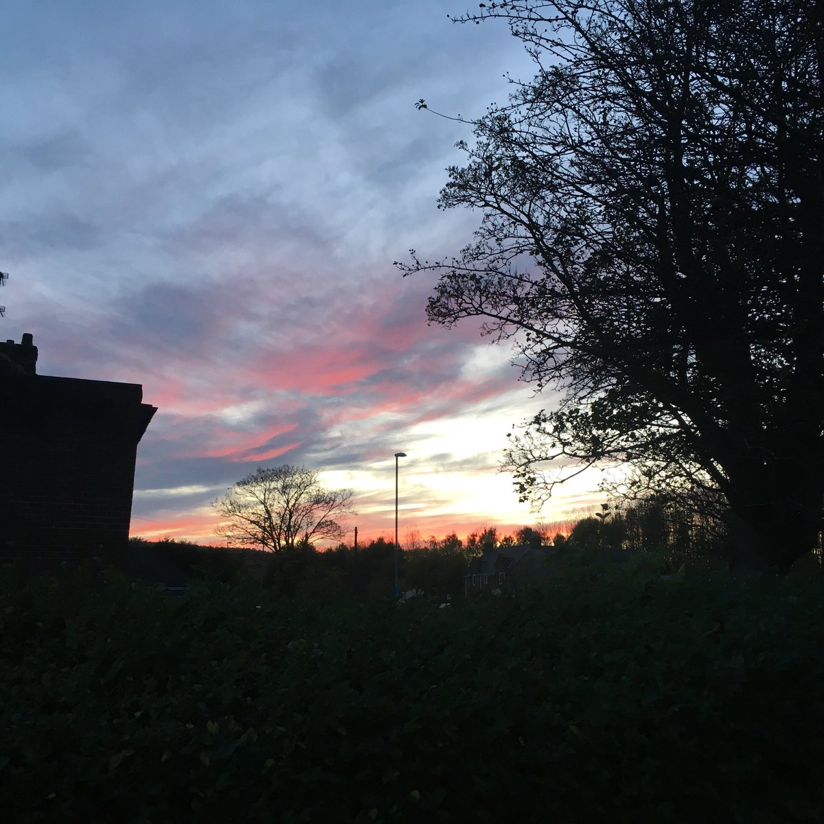 dralirobb's tweet photo. Beautiful north east setting sun drawing a close to the day. Thanks to everyone involved in an amazing #PathToSuccess17 https://t.co/Oz6FH2HtvJ