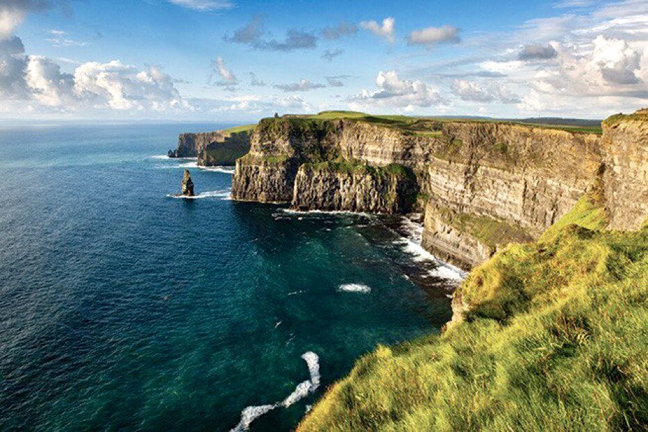 Couldn’t fit all donors in! Plus <a href="/irishluxury/">Private LuxuryTravel</a> Sponsor @myprovidenceca #SilverBall2017  @Aghadoe_Heights <a href="/cullodenestate/">Culloden Estate &Spa</a> <a href="/CromCastleRenta/">Crom Castle Rental</a>