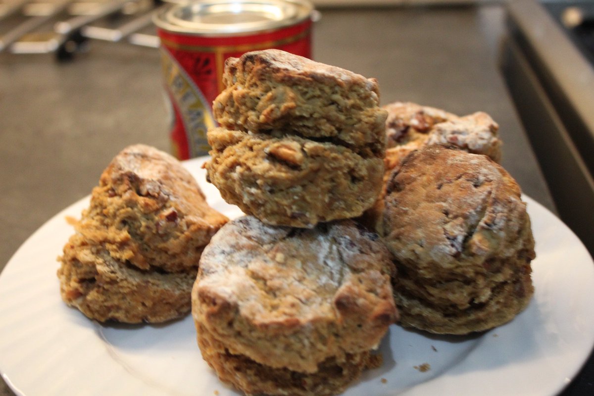 WyvisBoutique's tweet photo. #Treacle #Scones for #BonfireNight2017 so yummy
#DiscoverClacks #DestinationStirling https://t.co/TjJ5VmbaH2
