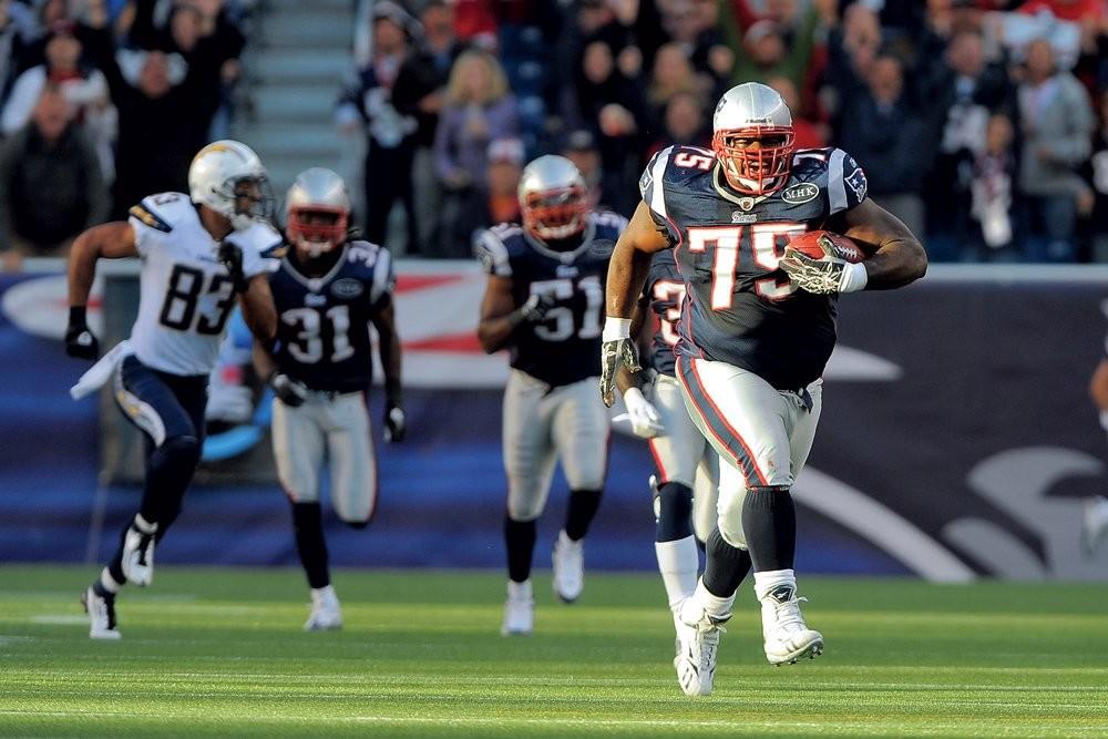 Happy Birthday to Vince Wilfork who turns 36 today! 