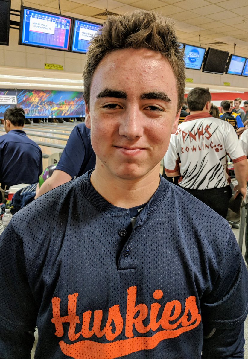 HuskieBowling's tweet photo. NNHS junior Logan #Nardog Nardi with the 1st Huskie #TURKEY! Here come the #BowlDawgs https://t.co/vlajGfQAqv