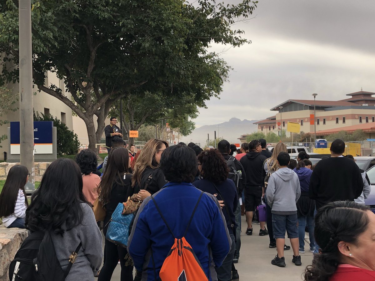 EMMS_avid_liz's tweet photo. Getting a tour at UTEP for Mother-daughter/father-son program!! @jguerra_EMMS @EMMS_MrJohnson #Avid #Miners https://t.co/0syoFDA20L