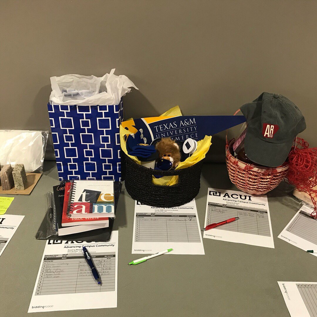 ACUIRegionII's tweet photo. Lots of great items to bid on at the Silent Auction! Bidding ends TODAY @ 6:30. Head to Ballroom East to see more. #RegionII17 #showmeACUI https://t.co/TlZonx45Vz