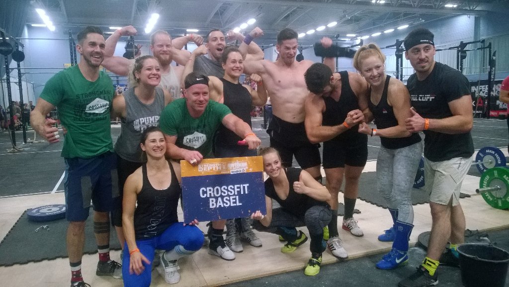 rdzien's tweet photo. CrossFit Basel now just showing off! #welldeserved #sid17 @crossfitbasel https://t.co/iUR1yUF8j8