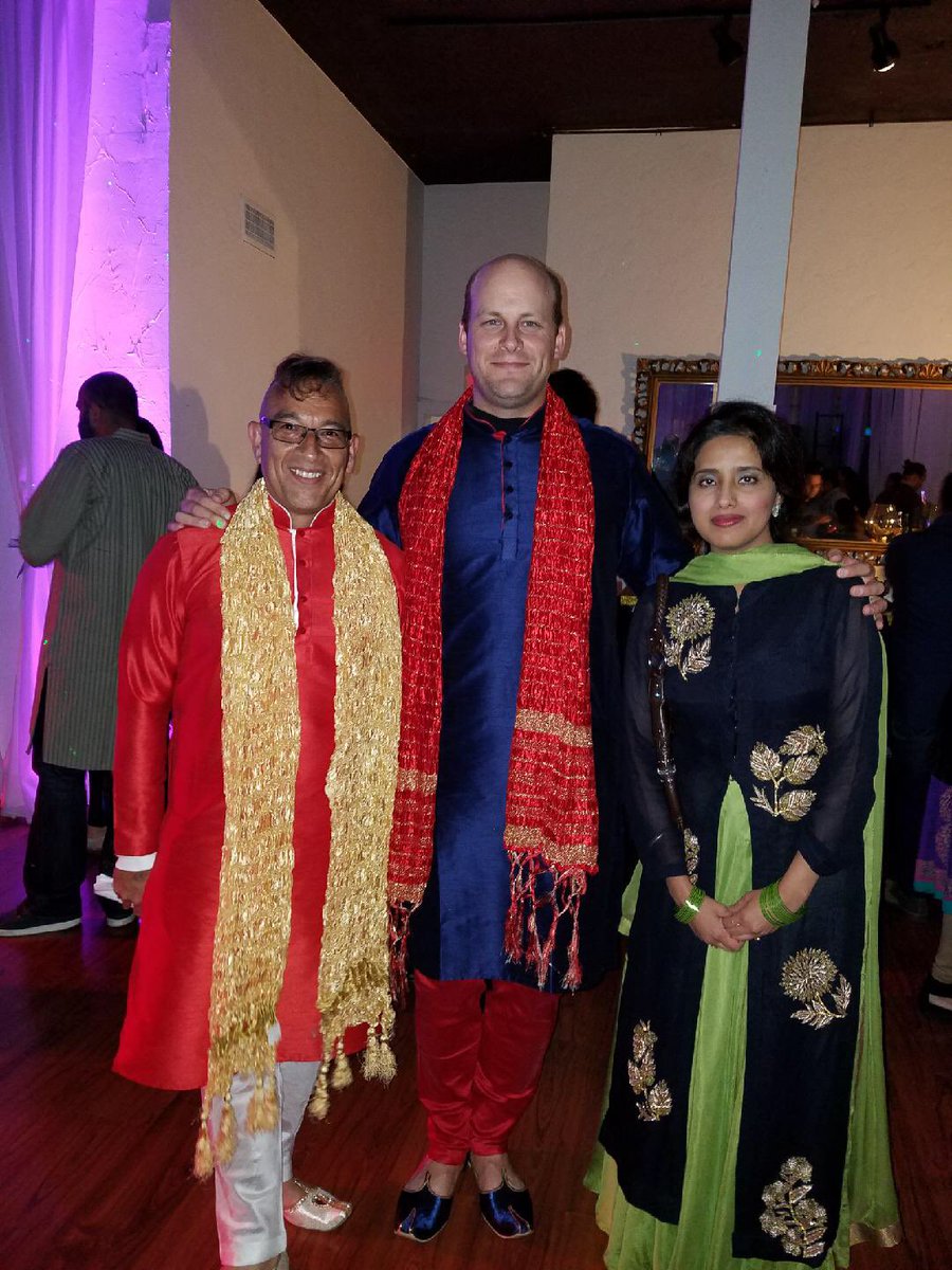 LoboDancer's tweet photo. Fun Diwali dance party! https://t.co/VJ4UnOQ8cd