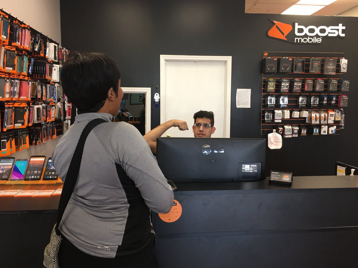 <a href="/askmslucas/">@BDP_Dawn</a> from <a href="/Brightstar/">Brightstar</a> hitting the streets in Cleveland with me today! @JayMiglionico @anewton_SPG #gainingcommitments