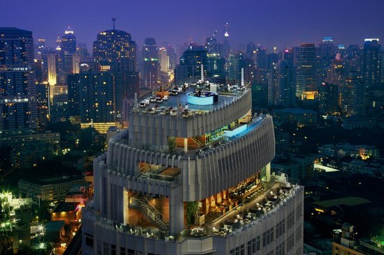 Not your average rooftop bar! #rooftopview #rooftopbar #rooftopmadness #cocktails #view #highlife #vista