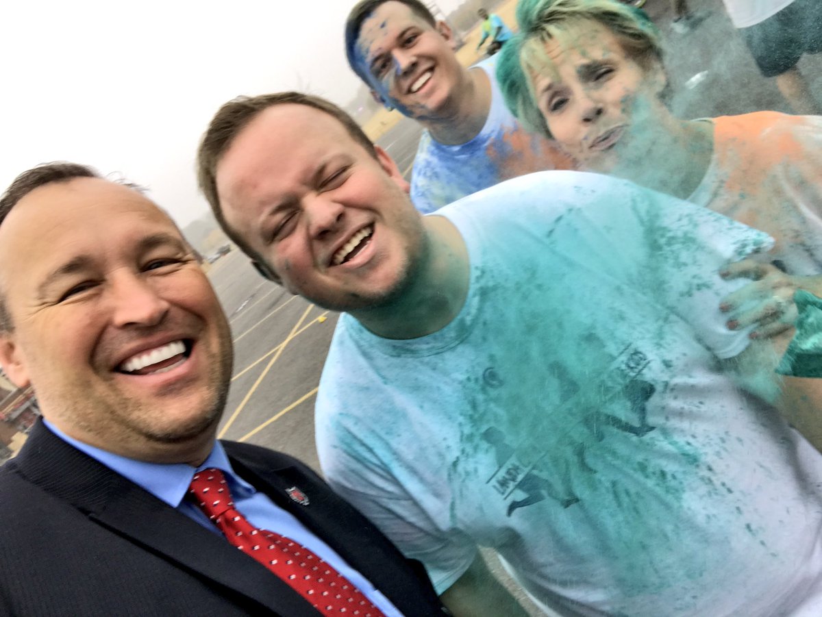 kdamp's tweet photo. @LambdaChiAlpha Color Run 5K at @ArkansasState! #AfterPics https://t.co/bQETgFcBk5