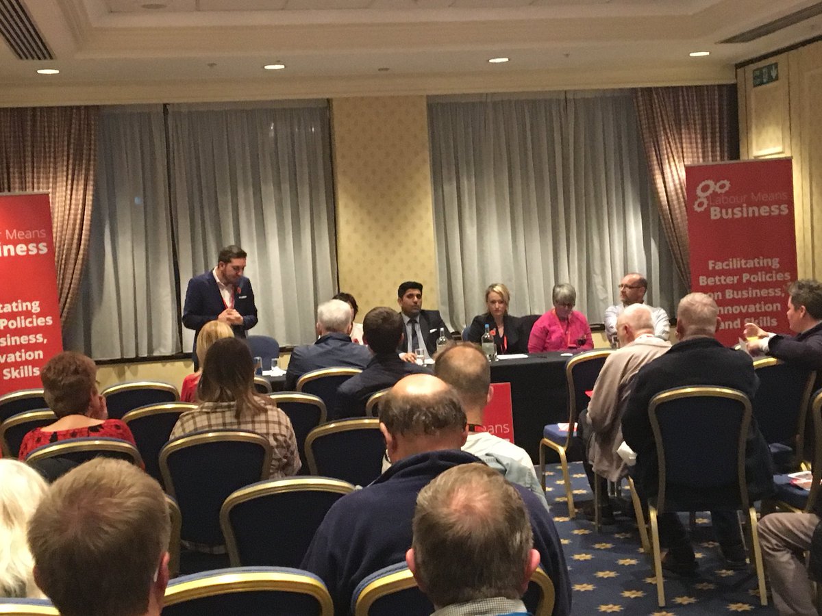 WireYoungLabour's tweet photo. Great to here our secretary @ItsTomJennings speak at #NWLab17 as co-founder of @LabMeanBusiness https://t.co/D5li0SCLEb