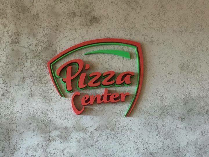 CityCenterRos's tweet photo. Este finde te esperamos en #PizzaCenter! Pizzas al corte, menúes ejecutivos, minutas, ensaladas, sándwiches, postres y mucho más! 🍕🍕🍕 https://t.co/7xZfDO0rpY