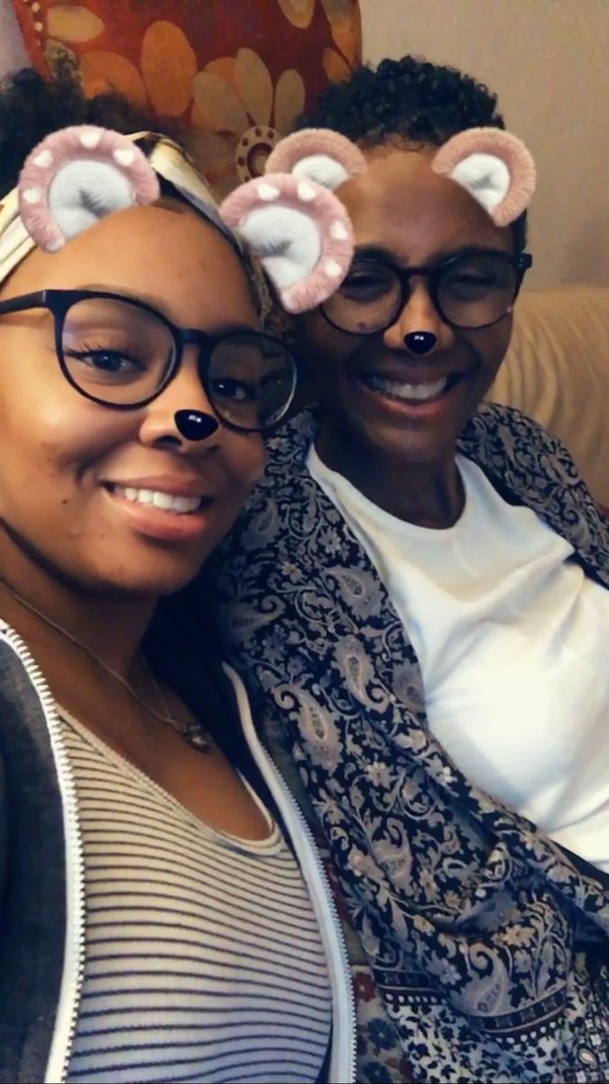 Getting ready to go to Turkey for next round of treatment. Gonna miss my daughter <a href="/lsml_/">Linda</a> so much. And my garden which is still in bloom!