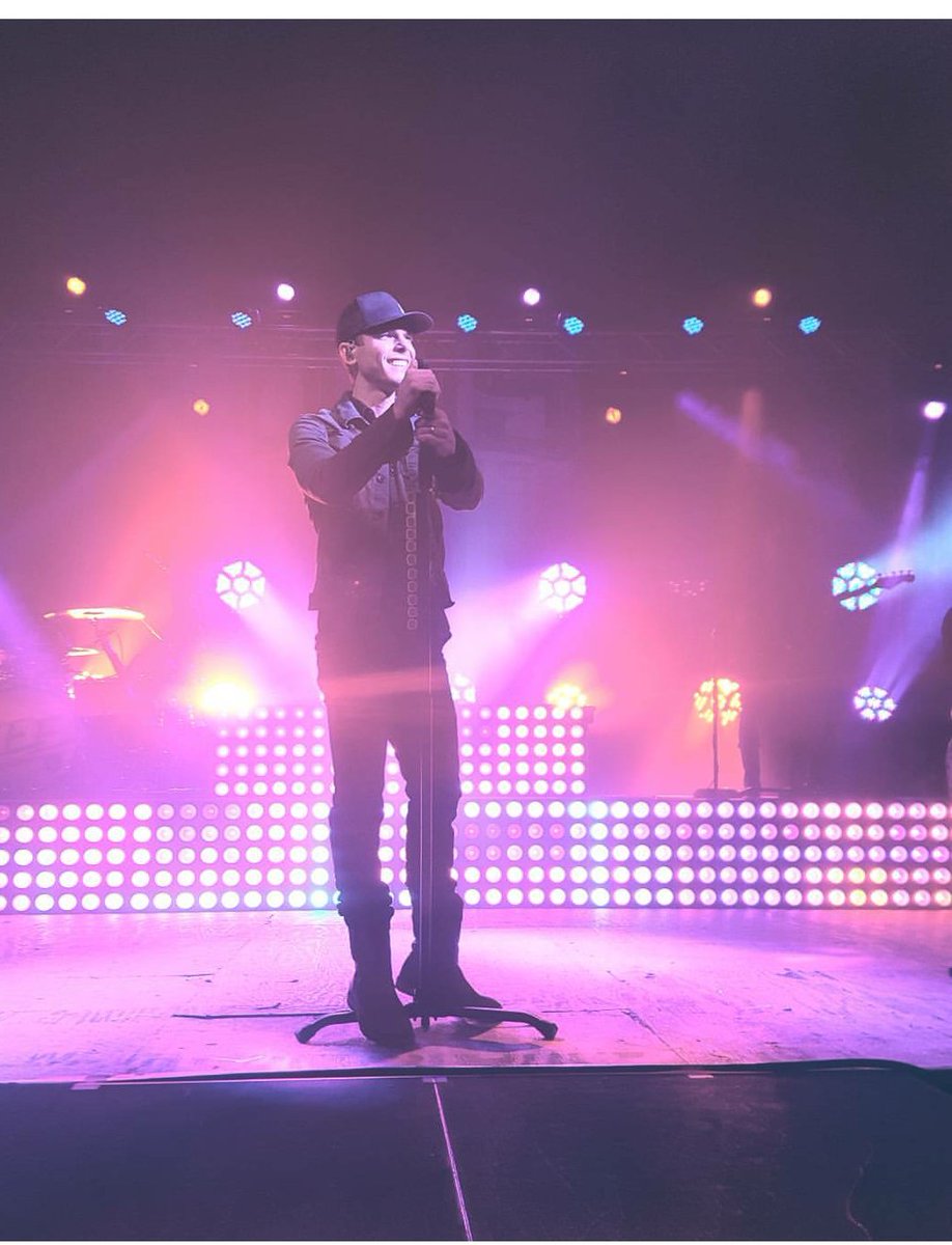 MissTashaBell's tweet photo. #GrangerSmithPodcast how was it getting back on stage after you got hurt? What was that first show like? Was awesome for me! @GrangerSmith https://t.co/QeM568v2AT
