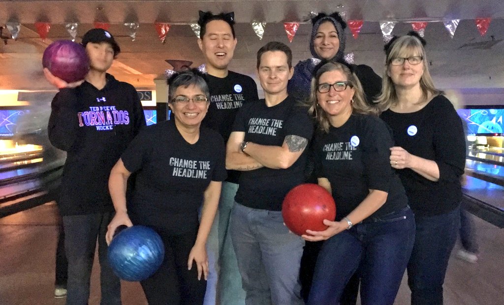 AtkinsonCF's tweet photo. The Atkinson Ally Cats on the prowl for #decentwork! Purr-fect way to support @WorkersAC -- at #workersbowl! #canlab https://t.co/fUAcg6K2co