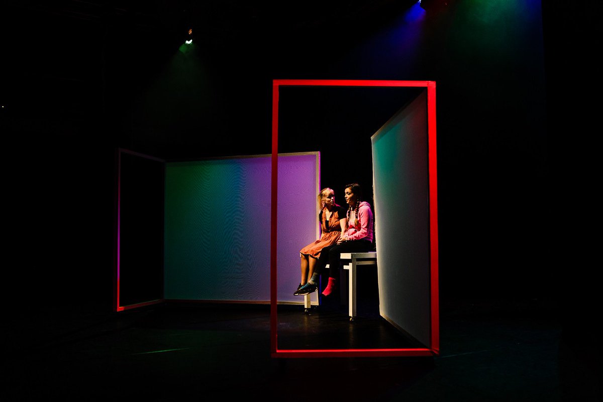 iabacting's tweet photo. Love &amp; Information ❤️
Directed by @wattnot ✨
Pictures by Jo Kemp📸 #carylchurchill #FirstProduction3rdyear  #Actingcompany https://t.co/1DM1WVq9vh