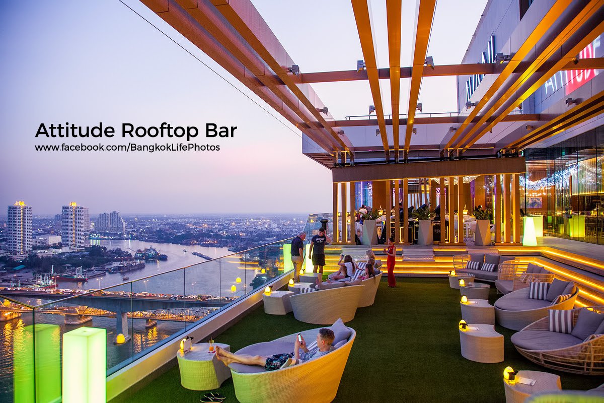 #rooftopbar #rooftopview #rooftop #bar #view #cocktails #mixology #elevatedcocktails #vista #Skyline #Thailand #Bangkok