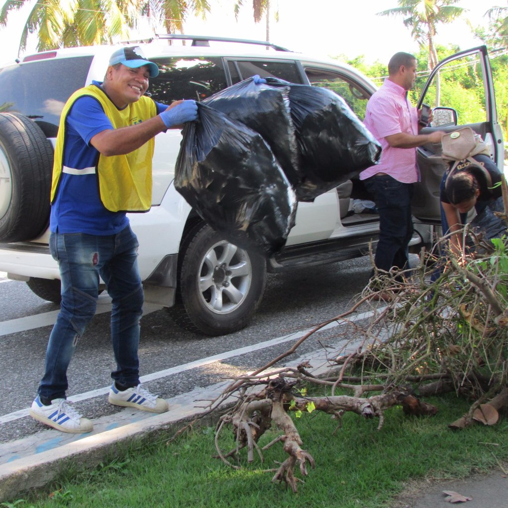 Perla Rivas (@perlacheryl) | Twitter