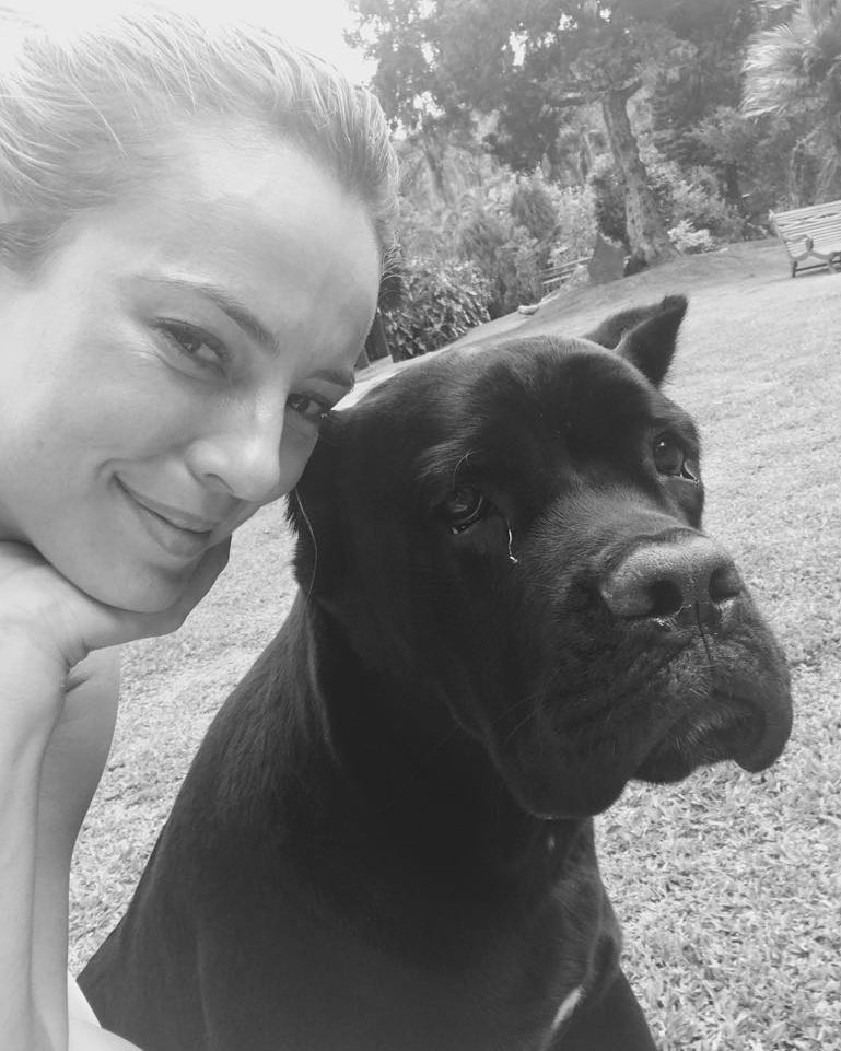 paolla's tweet photo. Marley e eu! 🐶 https://t.co/9CZxUiPbFh